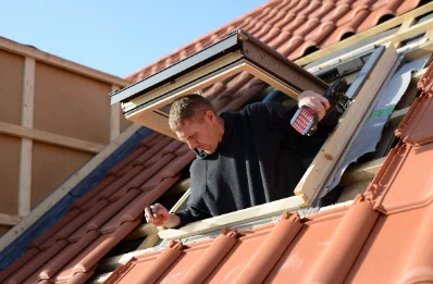 Pose de fenêtres de toit Velux à Baerendorf